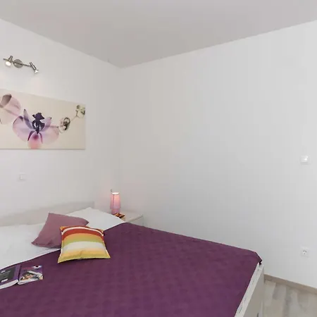Posta - One-bedroom With Terrace And Sea View - 5 * Saplunara